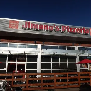 Looking for a Slice of Chicago in Colorado? Jimano&apos;s Pizzeria in Englewood, CO hits the spot.