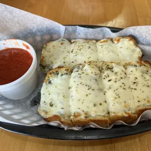 Garlic Cheese Bread w/Marinara