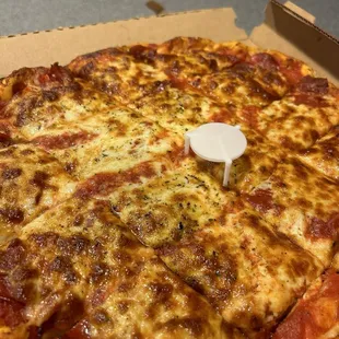 Pep 14" Cheese &amp; pepperoni pizza