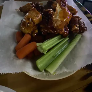 Honey hot wings