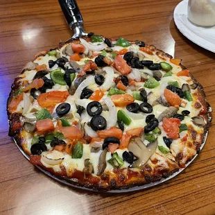 veggie pizza gluten free crust