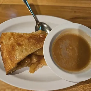 $5.75 Apple Pie - Very plain