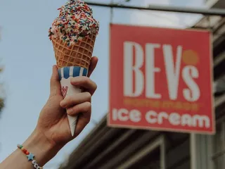 Bev's Homemade Ice Cream & Cafe