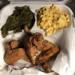 fried chicken and macaroni and cheese