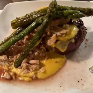 Filet with crab Oscar