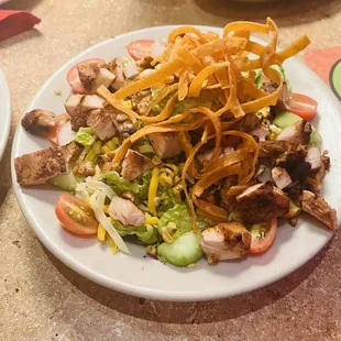 Fajita salad with chicken