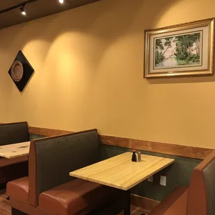 sushi and sashimi, interior