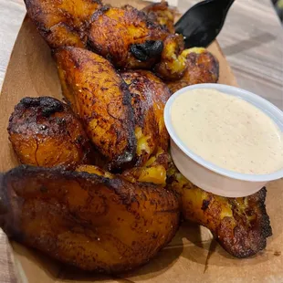 fried chicken, fried chicken wings, chicken wings and fried chicken, food, chicken, bbq chicken, chicken wings, bbq wings, poultry