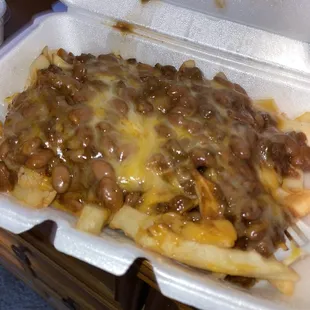 Chili cheese fries