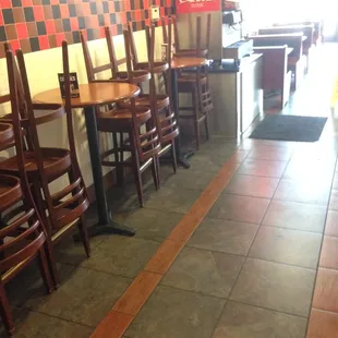 Lazy, stoned employees. Couldn't even be bothered to put the tables out. This was 2 in the afternoon!
