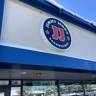 the outside of the restaurant