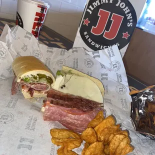 # 5 Vito with bacon and hot peppers and bbq chips