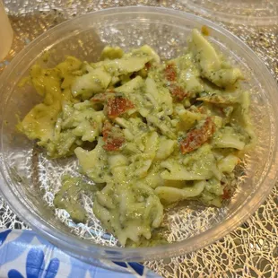 Pesto pasta