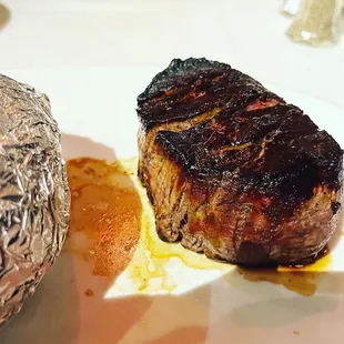 Filet Mignon.... I ordered the smaller one and it was still almost more than I could eat and cooked to perfection!