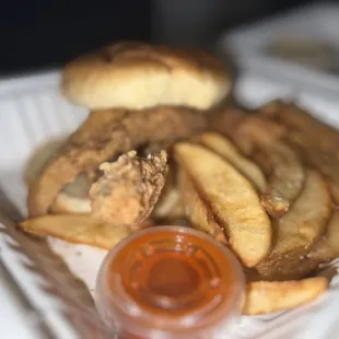 Uncle Genes Fish sandwich