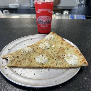 Staten Island White Slice With no tomatoes