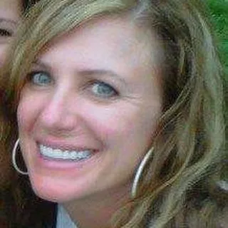 Cyndi C.