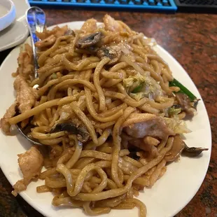 Beef Lo Mein