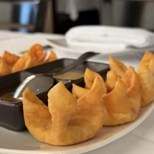 Crab rangoons