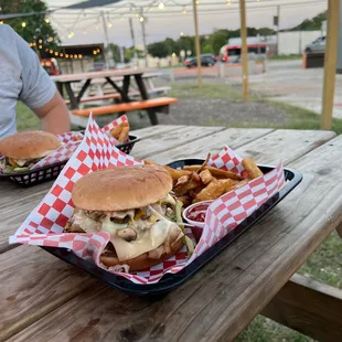 JIMMY Big Burger! Super yummy and cute lil truck food set up! All they need is live music