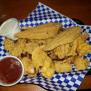 Catfish with shrimp n oysters. It was good as well.