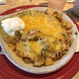Green Chile Chicken Skillet with Wheat Toast