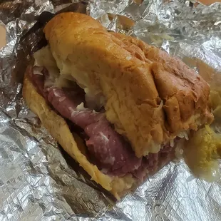 Reuben, do not order this.  Thee worst Reuben I've ever had.