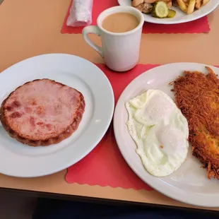 Miami ham steak breakfast