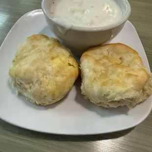 Side biscuits and gravy