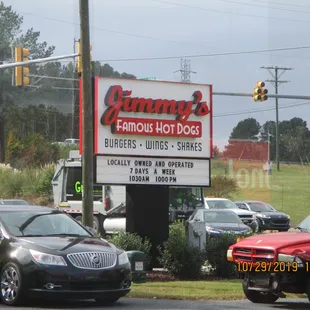 Jimmy&apos;s Famous Hot Dogs / Hwy 55 Durham: Store exterior.