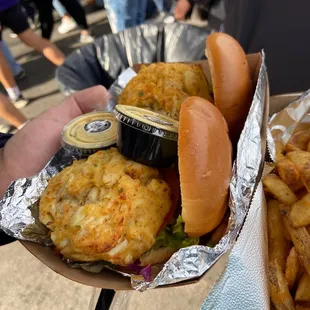 Crab cake double platter
