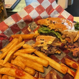 Bacon cheeseburger