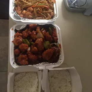Shrimp lo mein, orange chicken with steamed rice