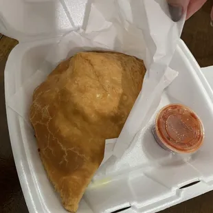 Cheese Ponza Rotta with extra sauce