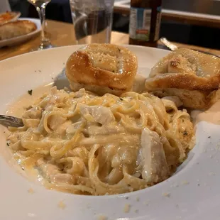 Chicken Fettuccini Alfredo