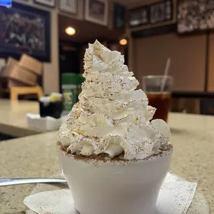 Autumn's artistic rice pudding with sweet spices.