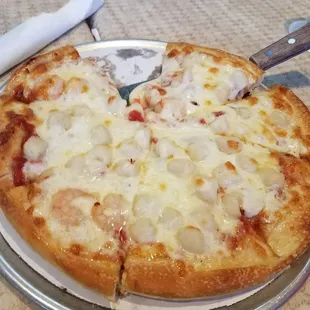 Seafood Pizza