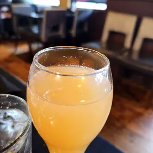 Grapefruit mimosa