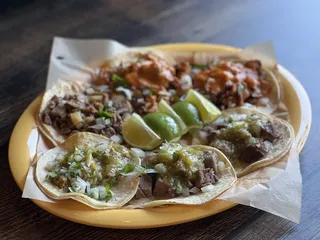 Tapaltos Autentica Taqueria