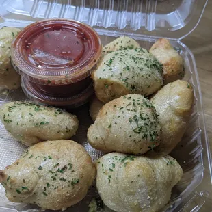 Family size garlic knots