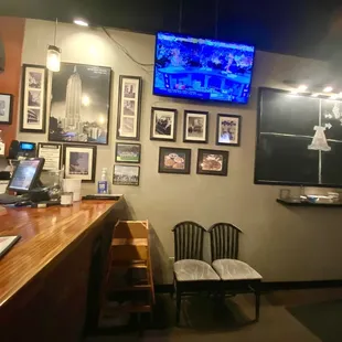 sushi and sashimi, interior