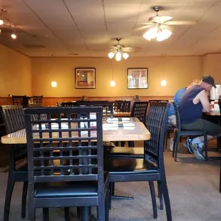 7:30am on a Saturday and only one table in service ?.