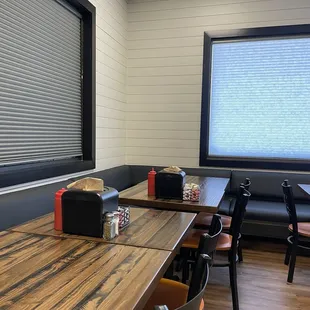 sushi and sashimi, interior