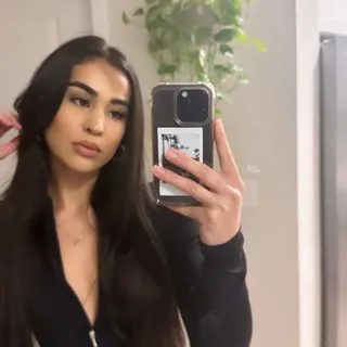 Mel R.