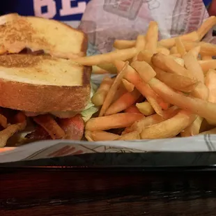 BLT w/ fries