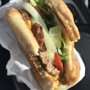 Bacon cheeseburger