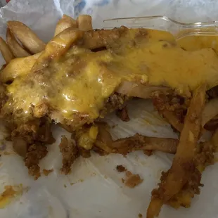 Chili cheese fries