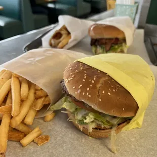 Hamburger special and bacon hamburger special.