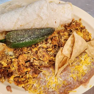 a plate of mexican food