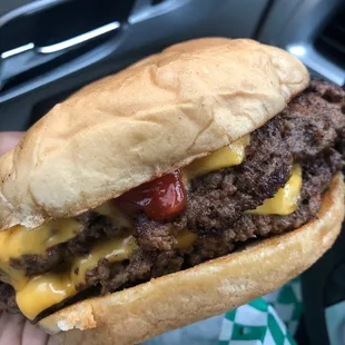 Double Cheeseburger